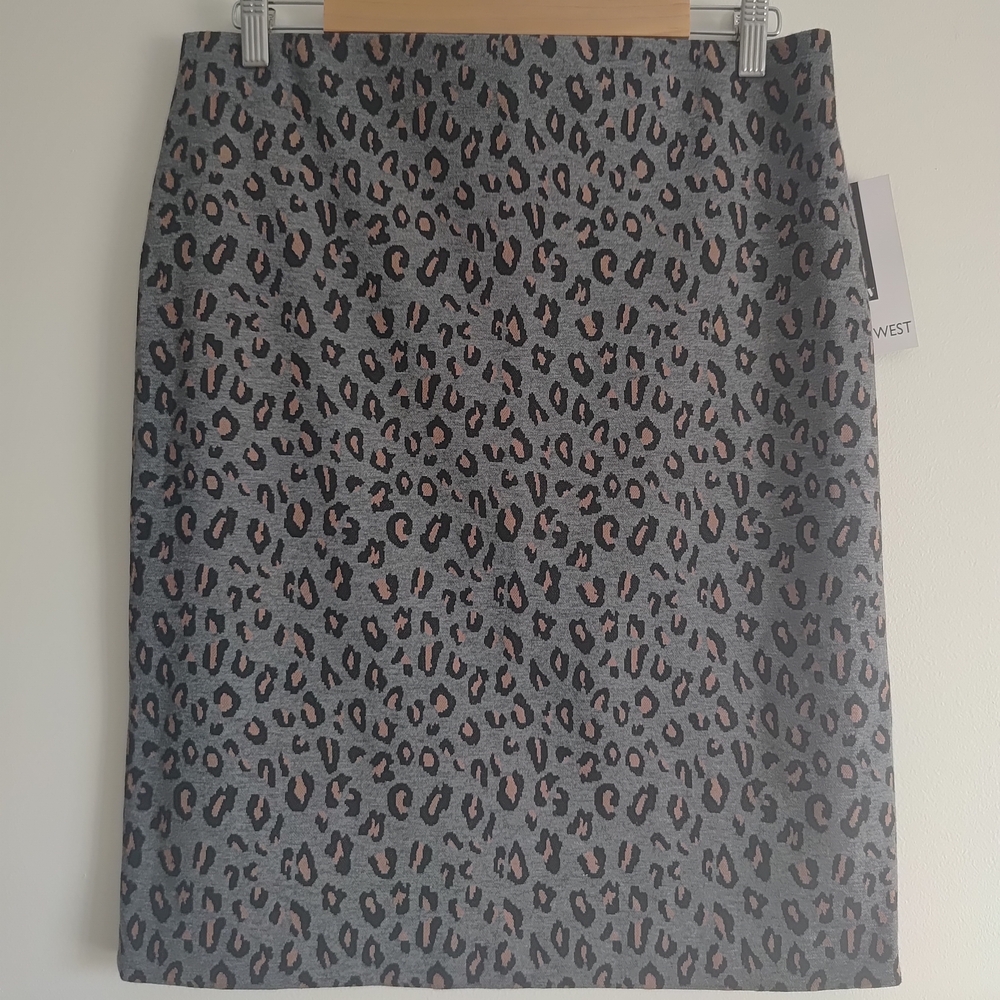 Nine West Gray Leopard Print Pencil Skirt